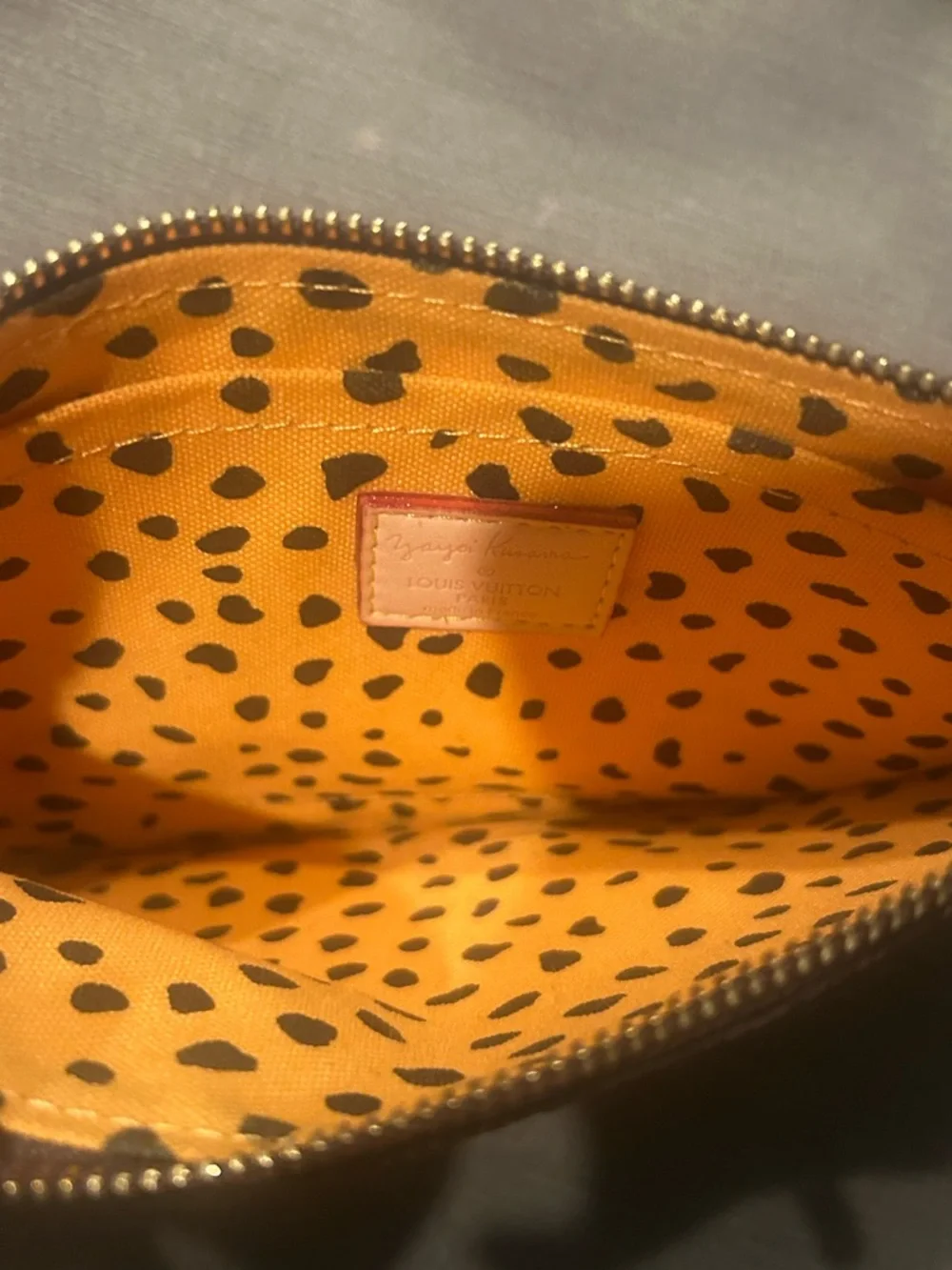 Louis Vuitton Brown Monogram Dot Cosmetic Pouch Louis Vuitton Yayoi Kusama - Picture 6 of 10